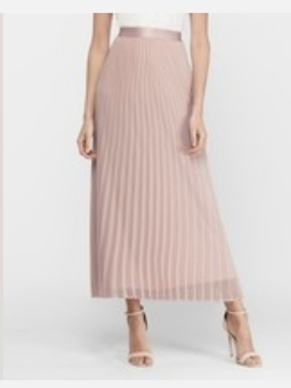 Express Pleated Maxi Skirt in Blush Pink